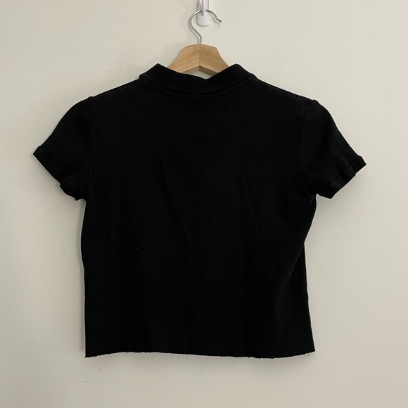 Brandy Melville collared buttoned tee - Picture 3 of 3